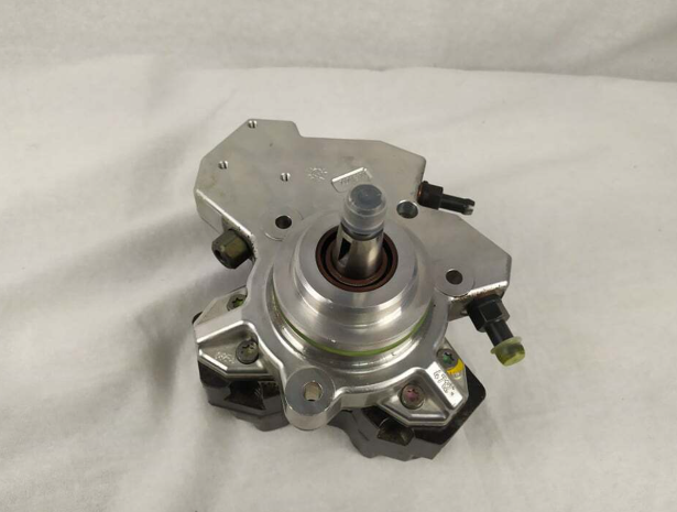 A6420700201 MERCEDES OM642 ENGINE HIGH PRESSURE INJECTION PUMP GENUINE NEW